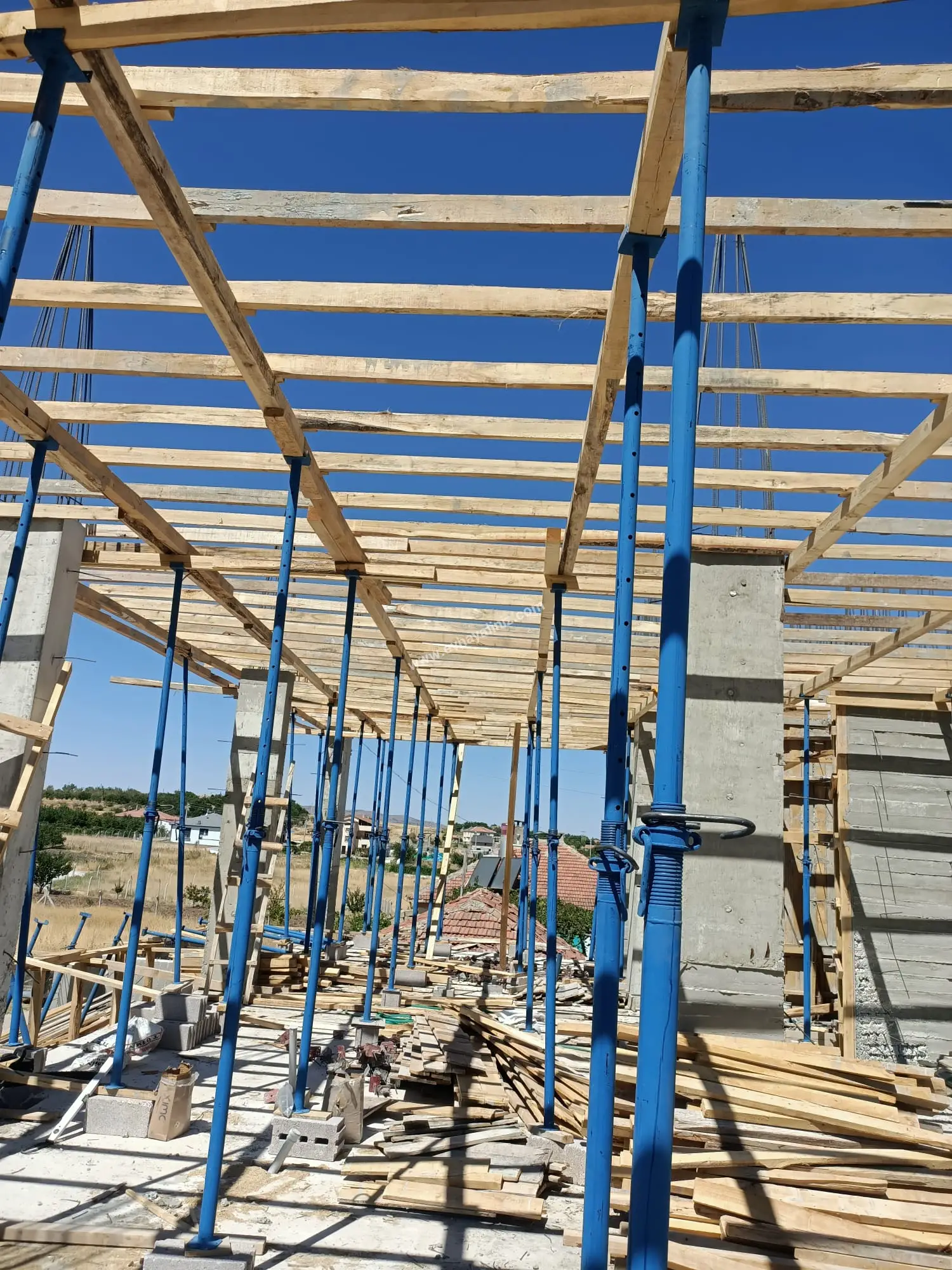 Betonarme Müstakil Ev İnşaatı – Sağlam ve Güvenilir Çözümler